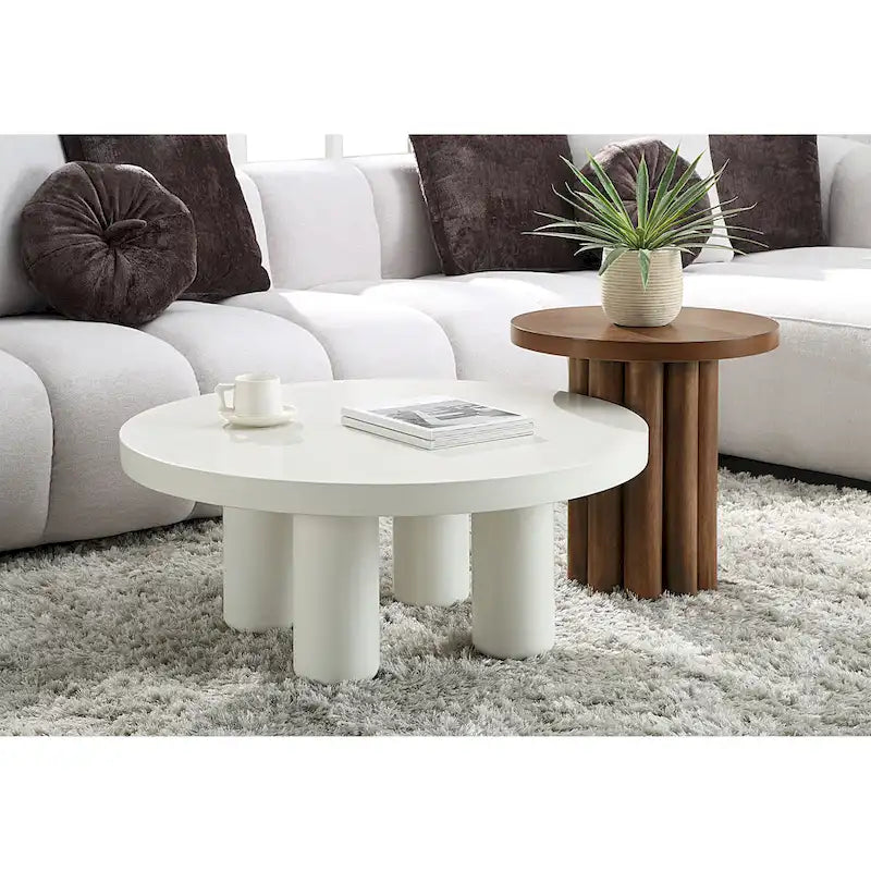 Table d'appoint avec finition couleur