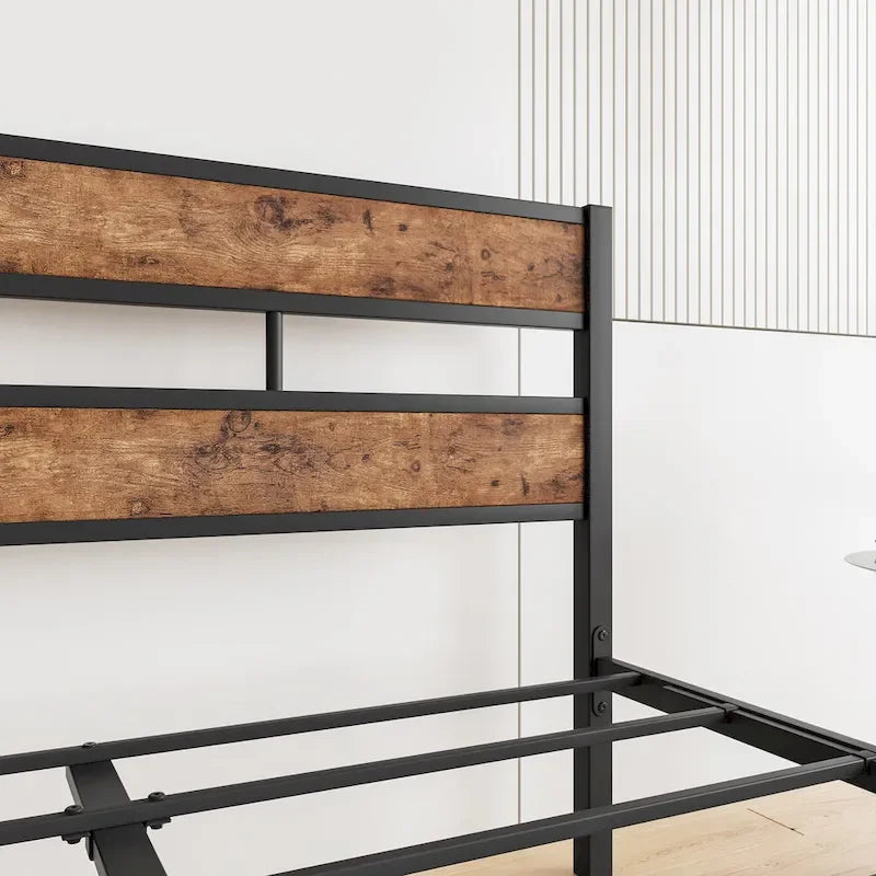 Lit en métal noir et bois rustique, taille standard